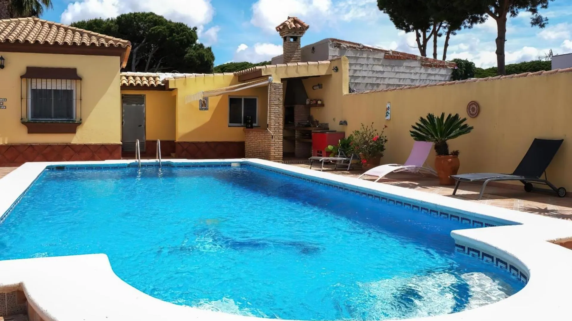 Chalet Con Piscina Privada Arco Iris Chiclana de la Frontera Holiday home